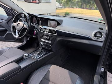 Mercedes C 220 - 9