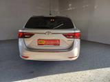 Toyota Avensis Touring Sports 1.8 VVT-i Team D LED+NAVI - Toyota Avensis mit Benzin-Antrieb: Kombi
