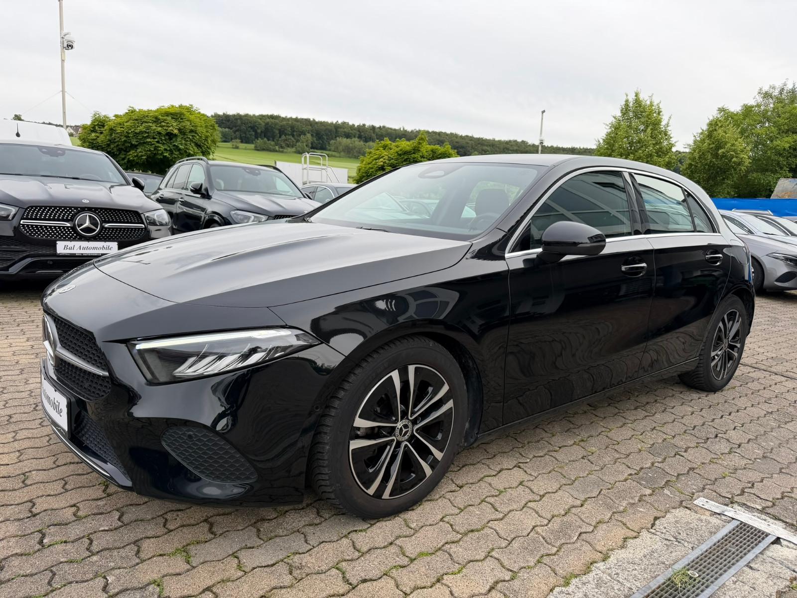Mercedes-Benz A 180 d LEDER LED KAMERA MBUX WIEDE CARPLAY APPE