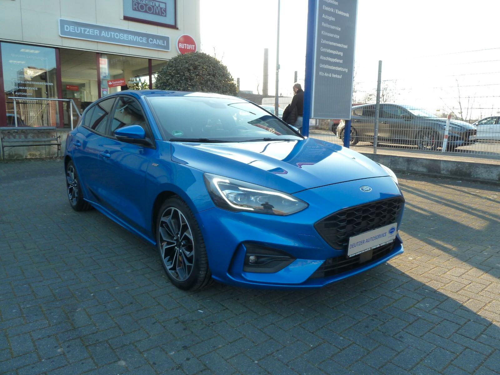 Ford Focus ST-Line R-Kamera Standheizung