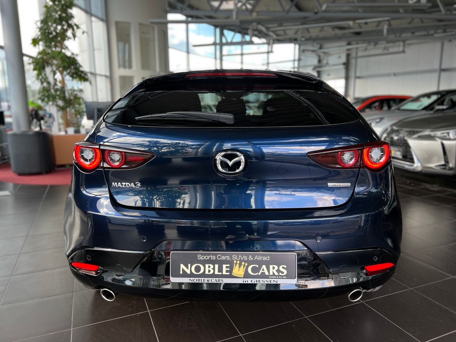 Fahrzeugabbildung Mazda 3 M Hybrid Nagisa BOSE MEMORY HUD NAVI RFK SHZ