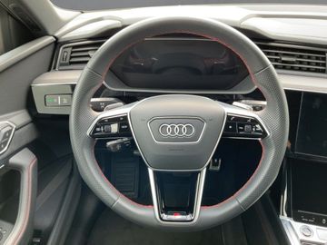 Audi Q8 e-tron - 10