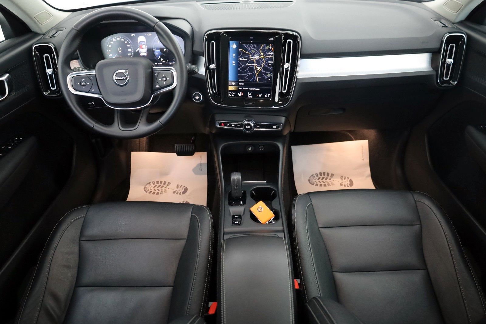 Fahrzeugabbildung Volvo XC40 Momentum Pro Leder,Navi,LED,Kamera,SH,AHK