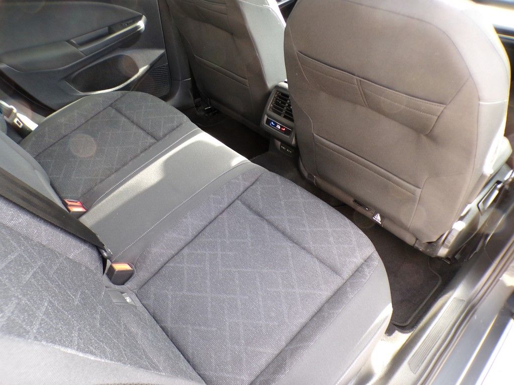 Fahrzeugabbildung Volkswagen Golf VIII Variant 2,0 TDI Life DSG *AHK*LED*Side