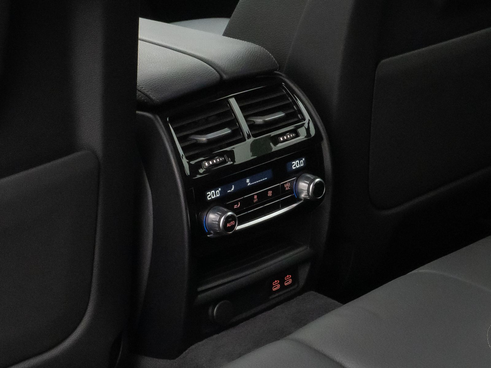 Fahrzeugabbildung BMW 530e xD Luxury Line Kamera HUD DAB HiFi Sport