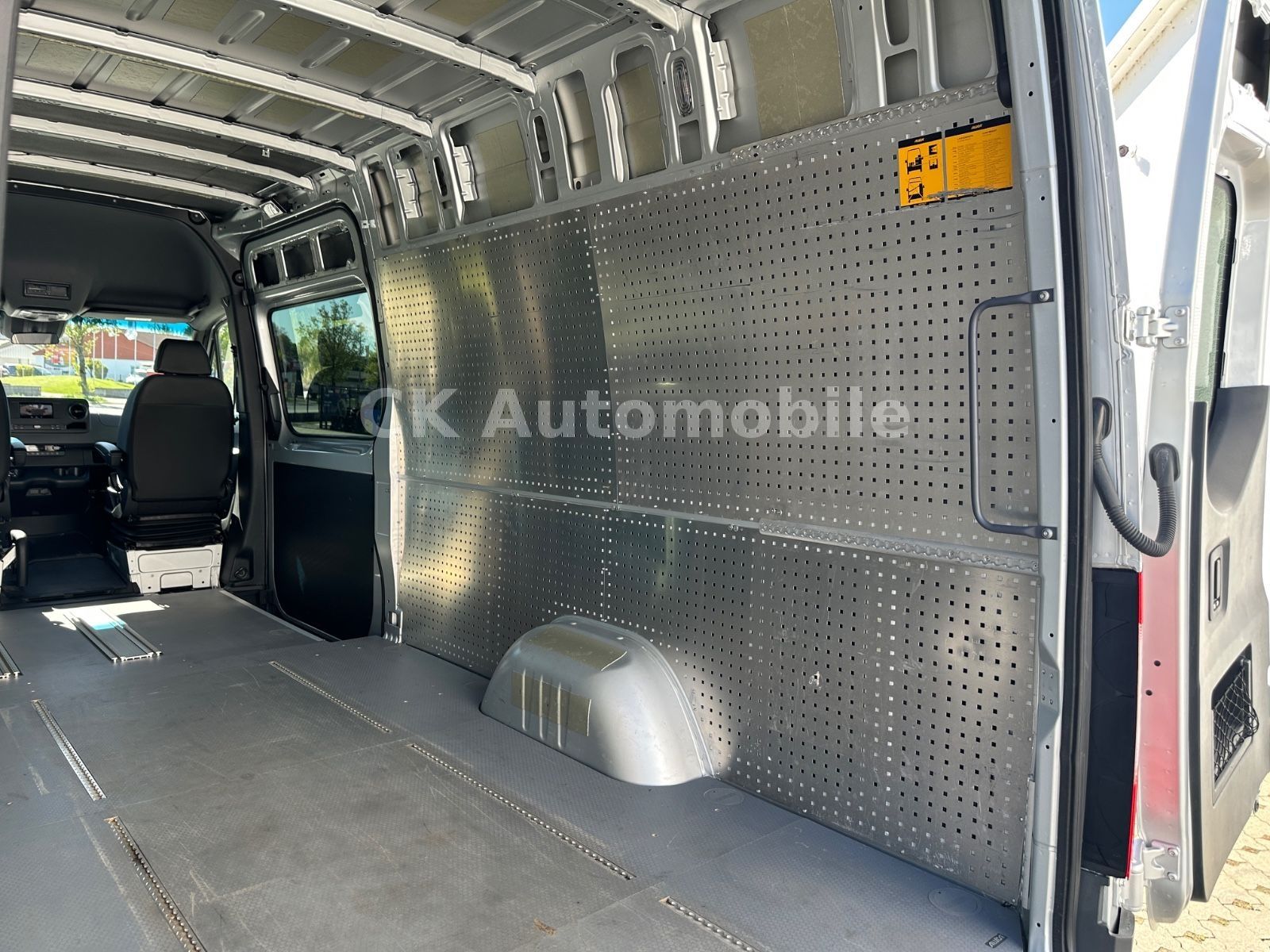Fahrzeugabbildung Mercedes-Benz Sprinter III Kasten 317 Maxi Autom./MBUX/LED/Kam