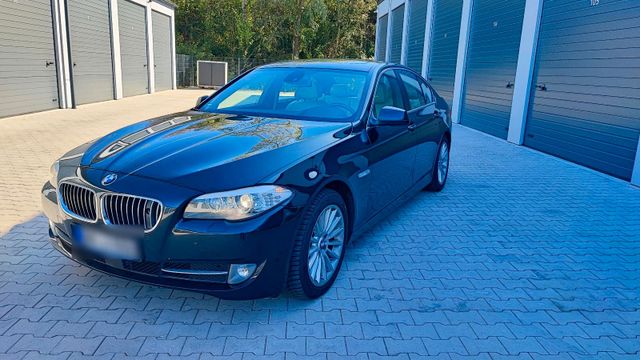 BMW F10 550i Voll Nightvision, HUD, ACC, M...