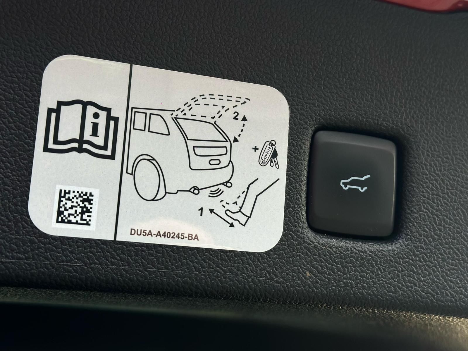 FORD Kuga 1.5 EB ST LINE X LED#AHK#ACC#SPUR#HUD#CAM - Image 26