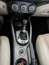 Peugeot 4007 Platinum HDi FAP 155 DCS 5+2 STR Platinum - Peugeot 4007: Allradantrieb