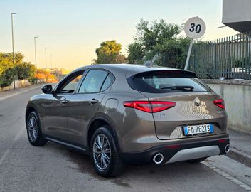 Alfa-Romeo Stelvio - 3