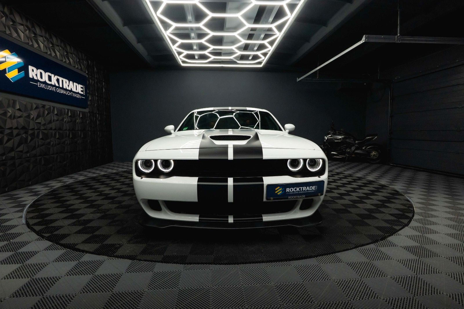Fahrzeugabbildung Dodge Challenger 3.6 V6 GT Performance SRT Styling