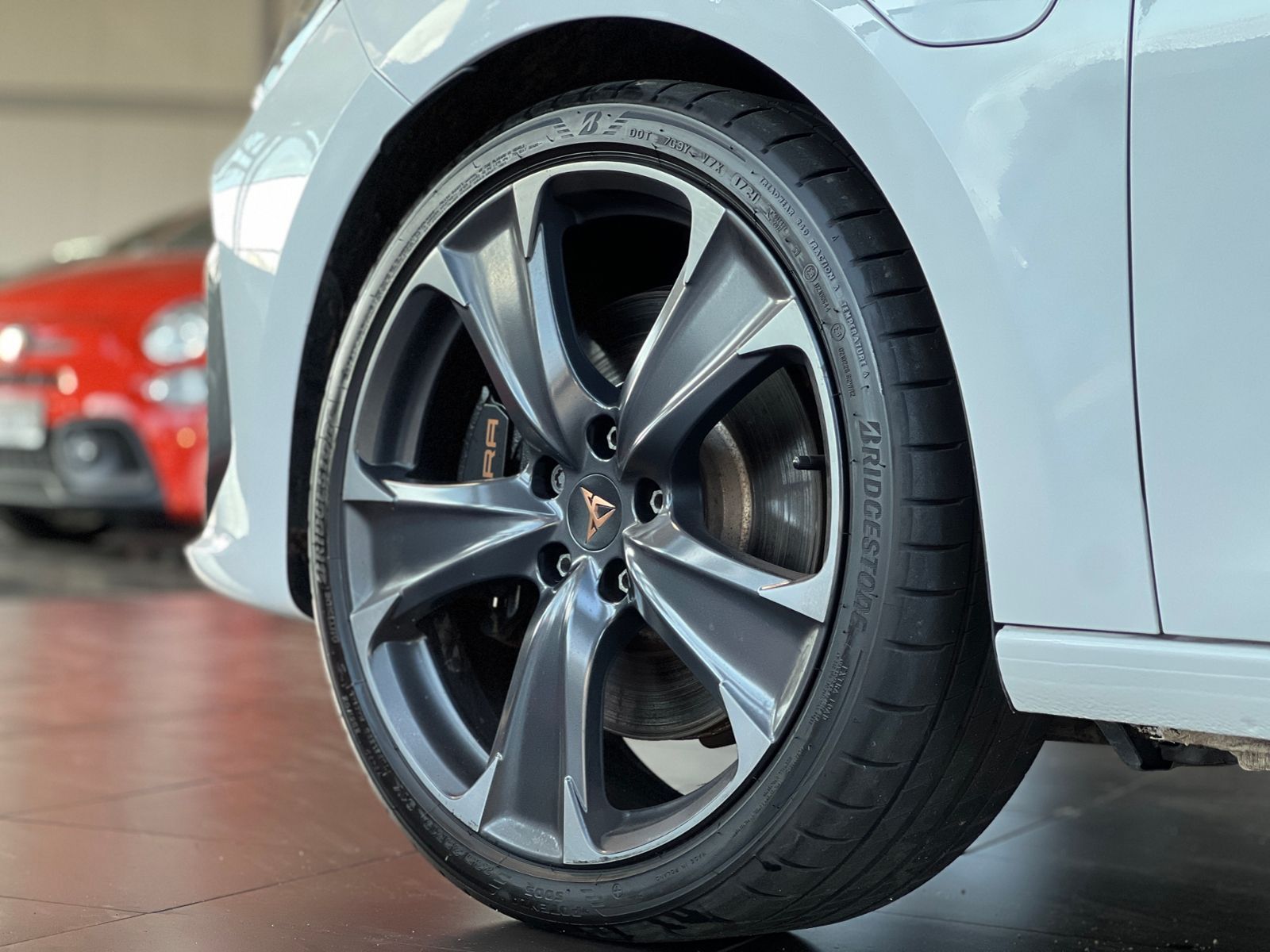 Fahrzeugabbildung CUPRA Leon Lim. VZ e-Hybrid FULL LINK LED NAVI