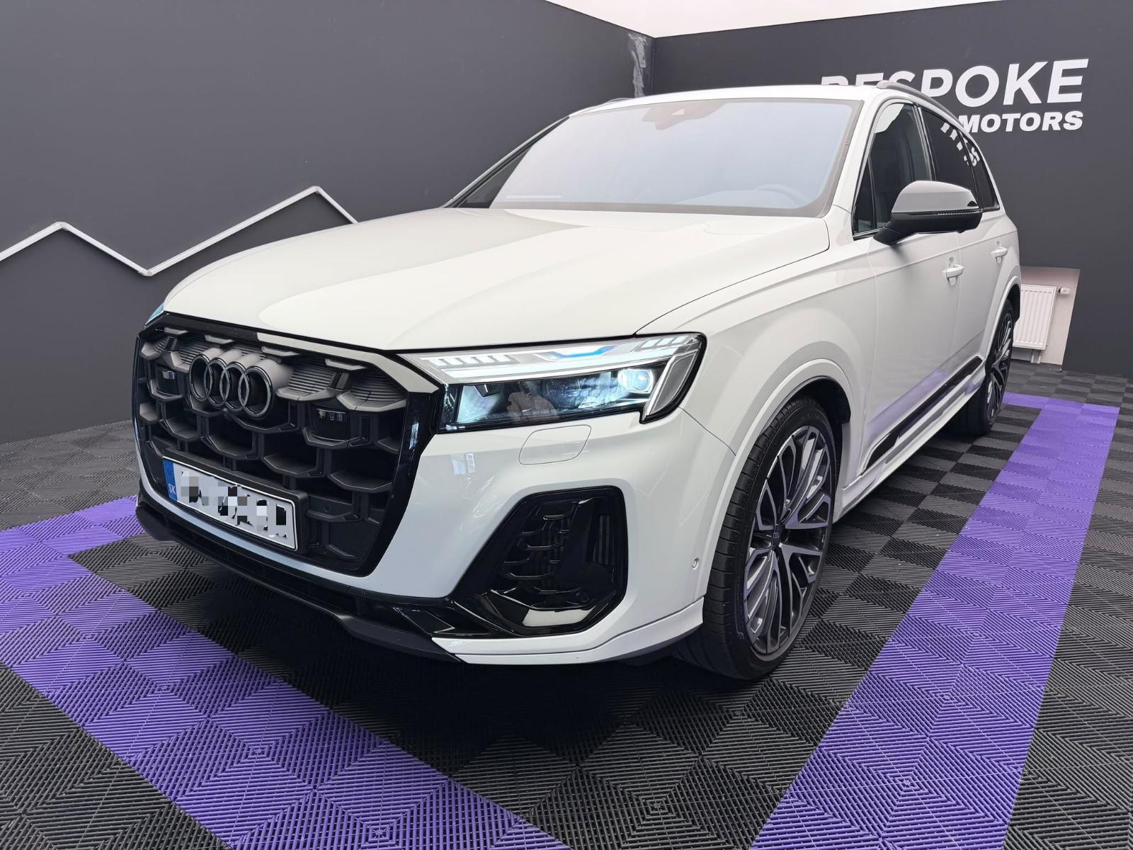 Audi SQ7- Matrix- S Line- Exclusive- 7seats- B&O- 22"
