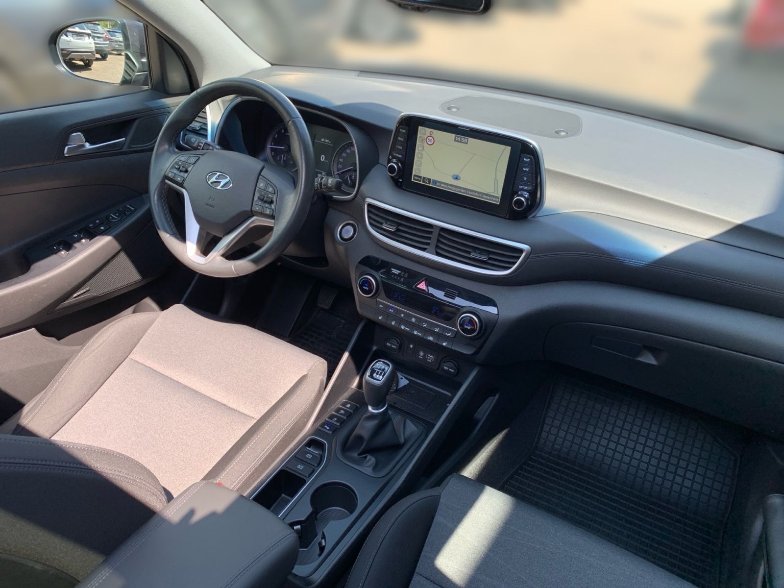 Fahrzeugabbildung Hyundai TUCSON 1.6 Turbo Advantage+ Panorama Dach 1Hd