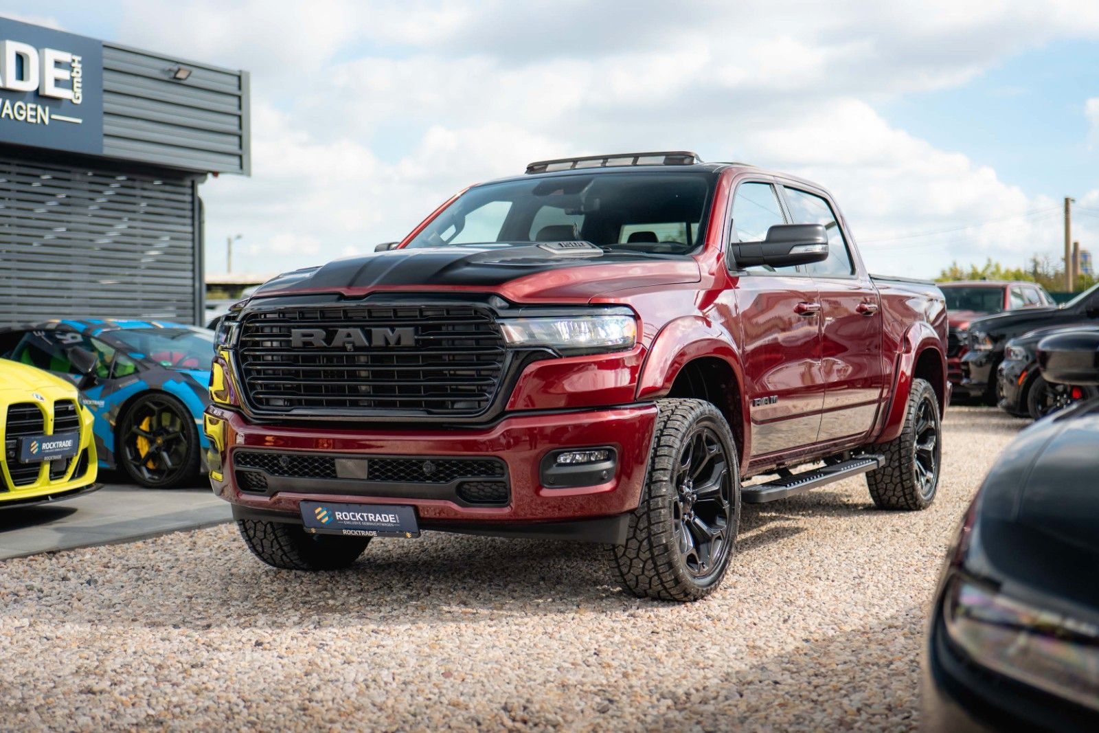 Fahrzeugabbildung Dodge RAM 5.7 V8 HEMI 4x4 LIMITED NightEdition Offroad