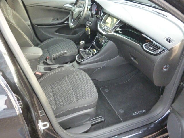 Astra K Lim. 5-trg. Dynamic