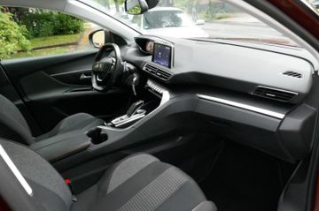 Fahrzeugabbildung Peugeot 3008 Active, Navi, PDC vo+hi