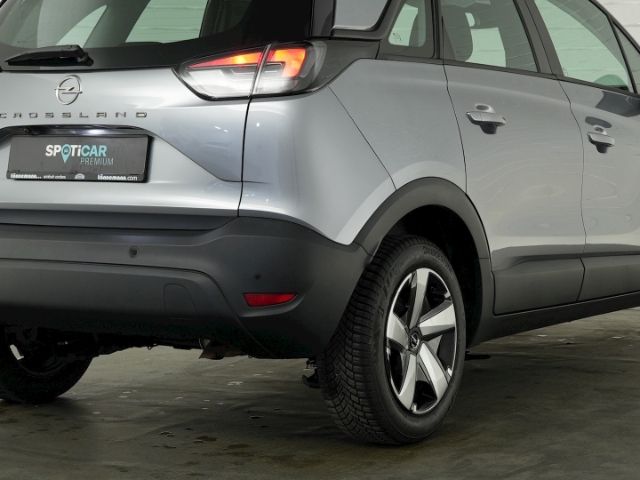 Crossland EDITION AT+LED+AHK+NAVI+RÜCKFAHRKAMERA