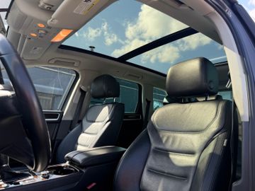 Volkswagen Touareg - 10