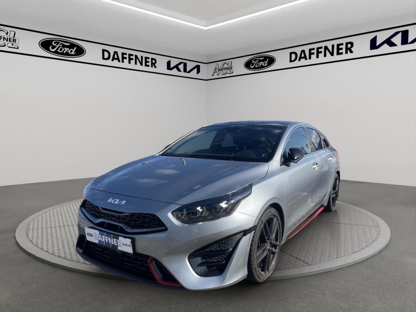 Fahrzeugabbildung Kia ProCeed GT Bastuck Anlage PANO Kamera Tempomat