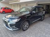 Mitsubishi Outlander 2.2 DI-D Plus ClearTec 2WD Plus - Mitsubishi Outlander 7-Sitzer