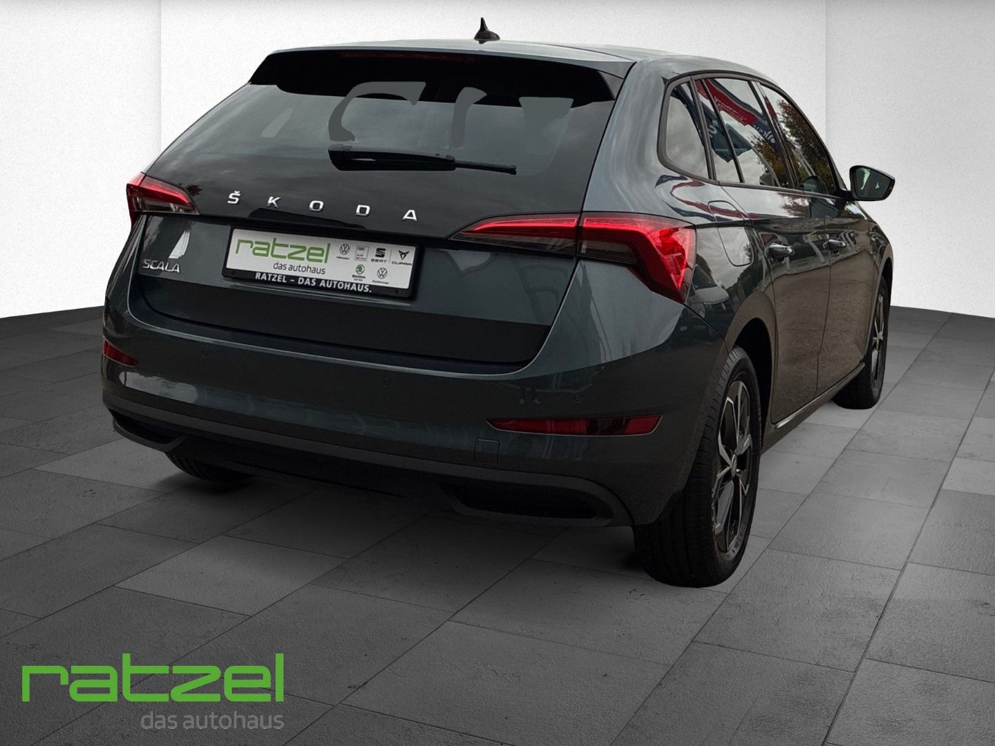 Fahrzeugabbildung SKODA Scala 1.0 TSI Drive Navi Digitales Cockpit LED B