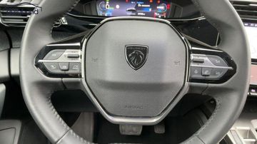 Peugeot 408 - 5