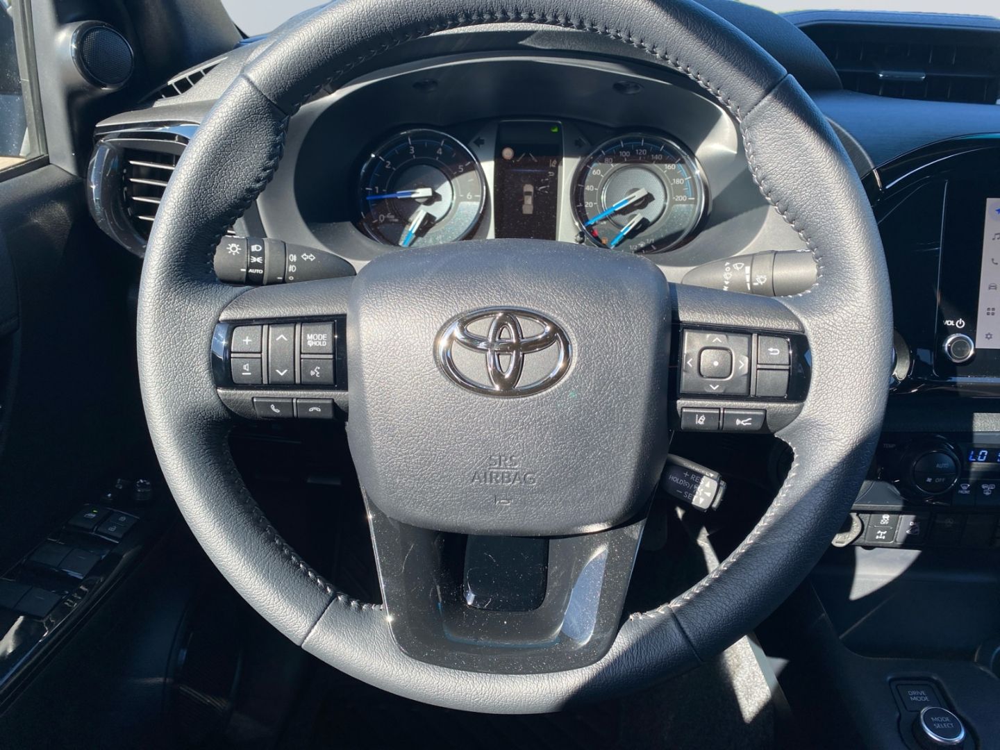 Toyota Hilux - Bild 12