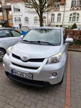 Toyota Urban Cruiser 1,33-l-Dual-VVT-i 4x2 - - Toyota Urban Cruiser aus 2009