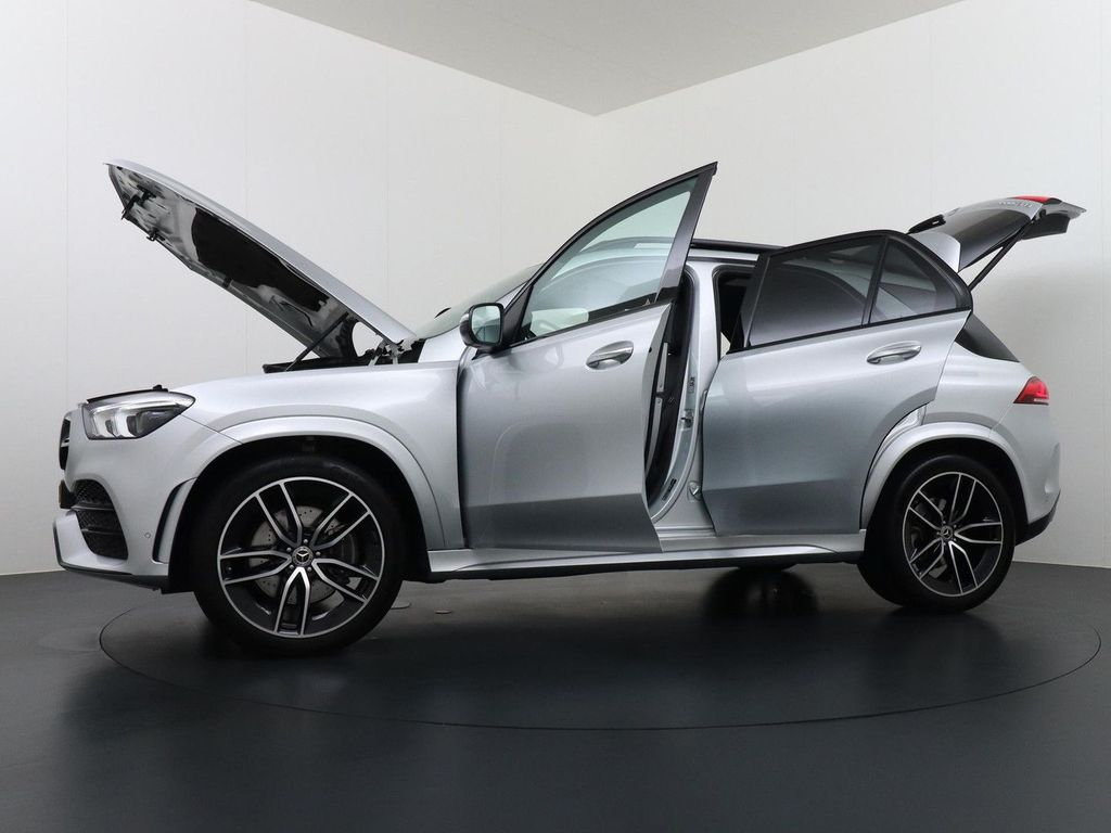 Mercedes-Benz GLE 300 d 4MATIC AMG Premium Plus | luftfederung