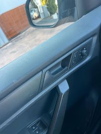 Volkswagen Caddy - 10