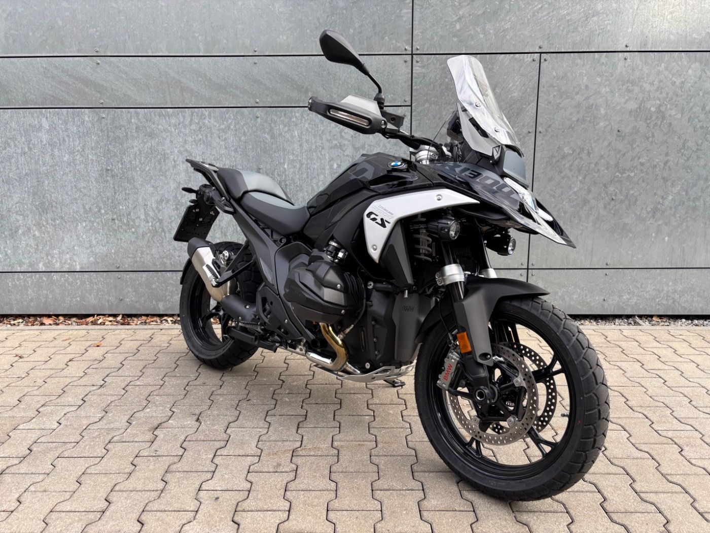 Fahrzeugabbildung BMW R 1300 GS Triple Black 3 Pakete ASA Adaptive Fah