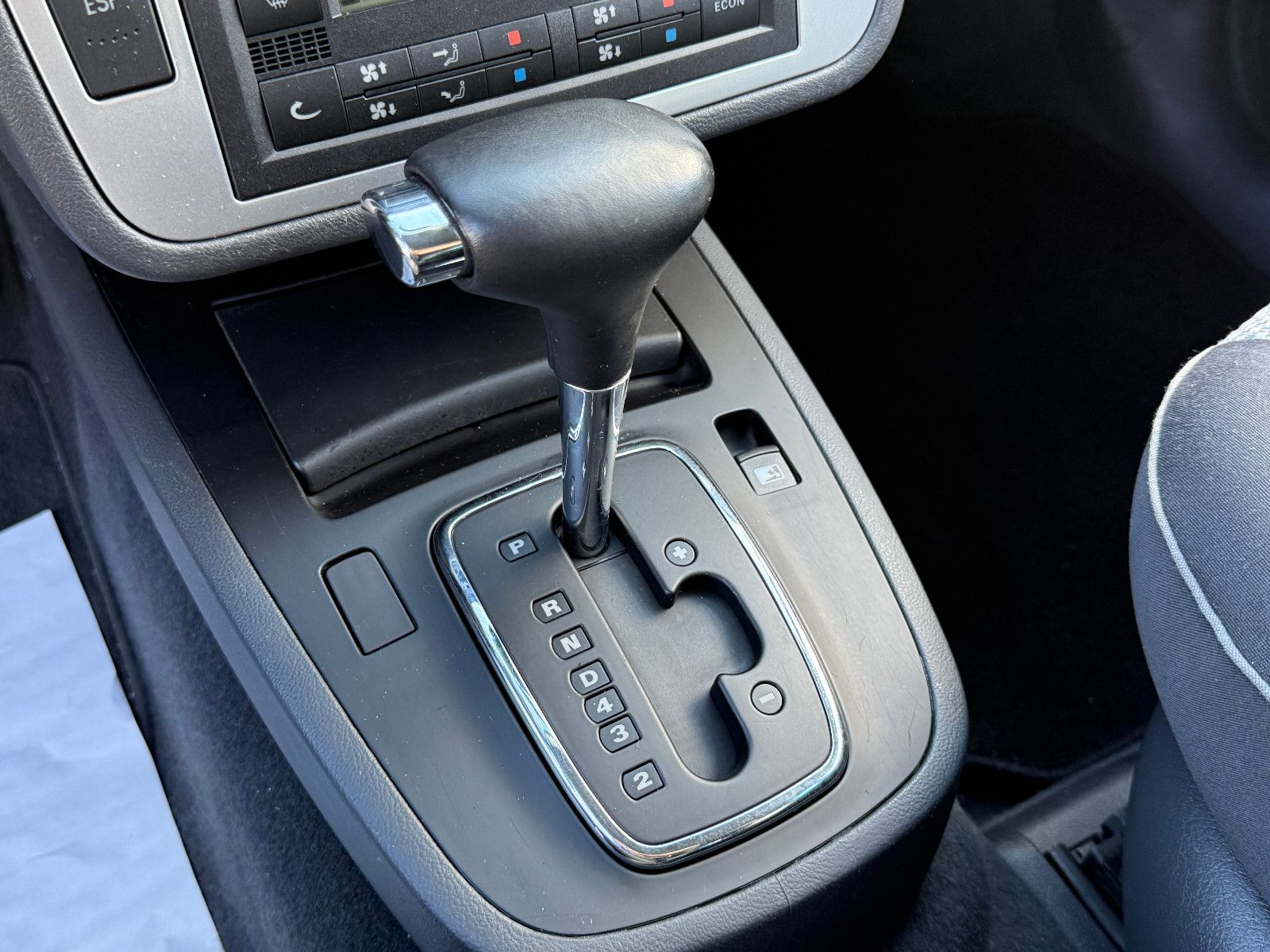 Fahrzeugabbildung Volkswagen Sharan Freestyle TSI DSG GRA Navi Xenon PDC SHZ