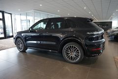 PORSCHE Cayenne S | InnoDrive | Pano | Matrix | AHK PORSCHE Cayenne S | InnoDrive | Pano | Matrix | AHK