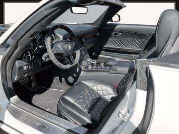 صورة 5 لـ 2014 Mercedes-BENZ SLS AMG