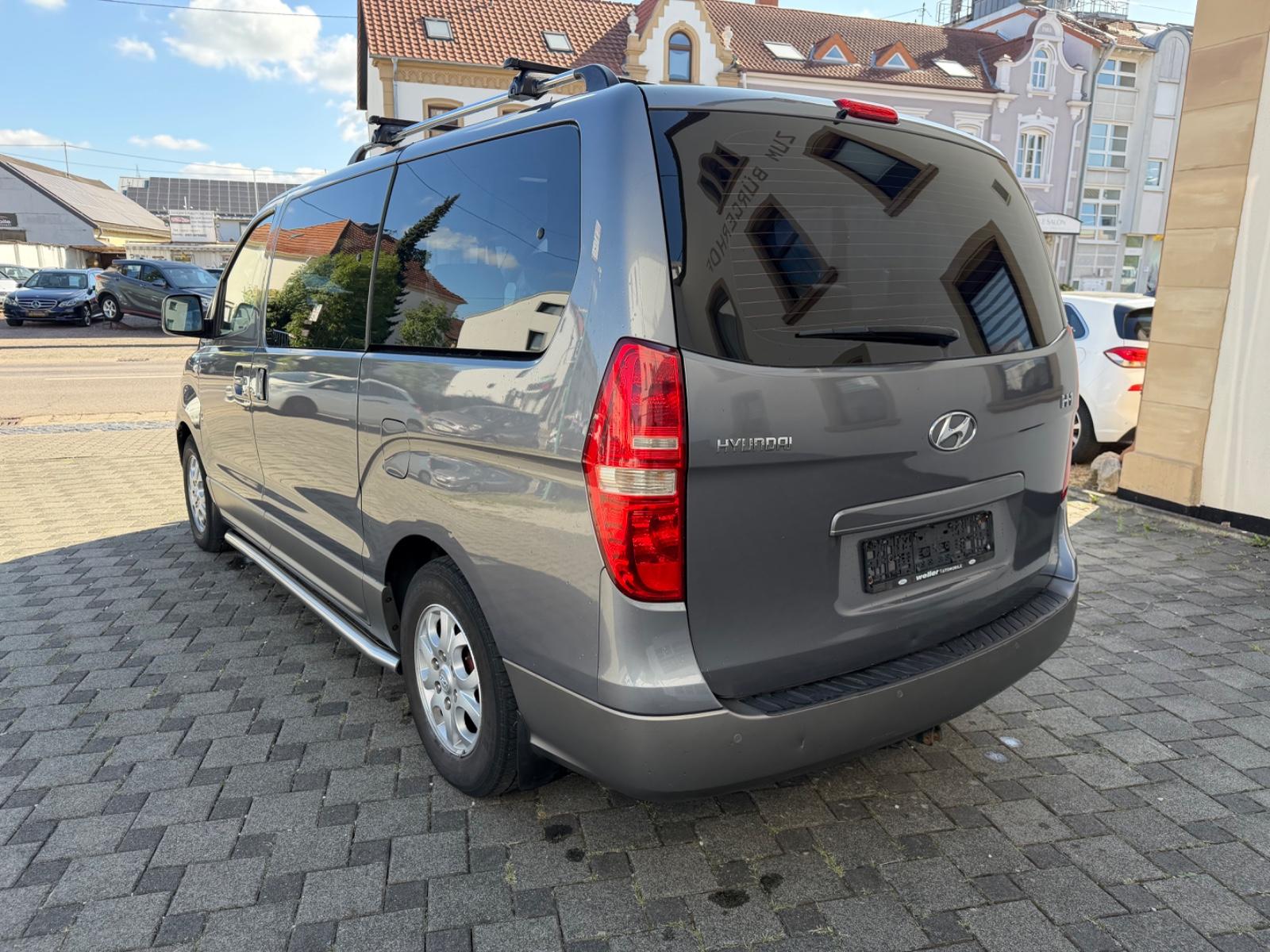 Hyundai H-1 Kasten 8 SITZER TUV 10/2026