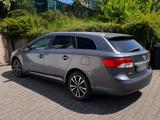 Toyota Avensis - gebrauchte Toyota Avensis aus dem Jahr 2013