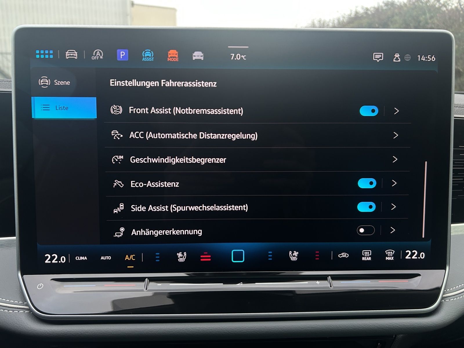 Fahrzeugabbildung Volkswagen Passat VOLL MatrixLED Standhzg AHK Pano Leder HU