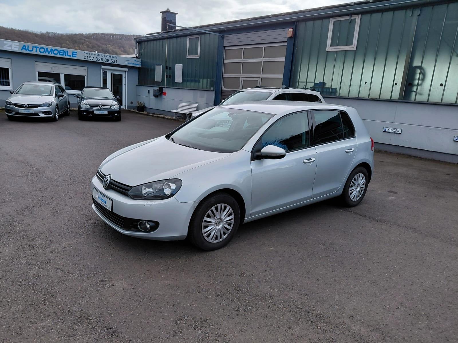 Volkswagen Golf VI Trendline  1.2