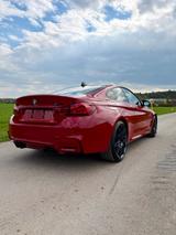 BMW M4 Heritage Edition - Competition - Garantie - rote BMW M4