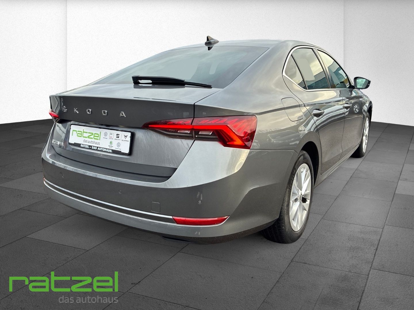 Fahrzeugabbildung SKODA Octavia 2.0 TDI DPF Style Kamera Navi ACC LED La