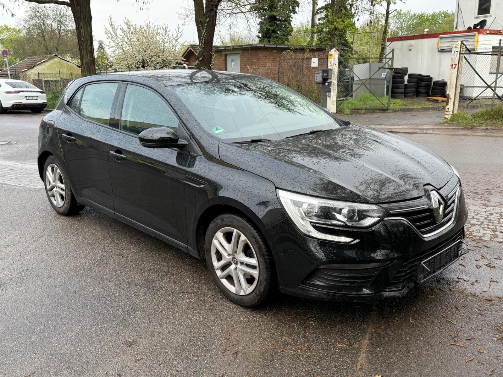 Renault Megane ENERGY TCe 130 Play  NAVI KLIMAAUTO