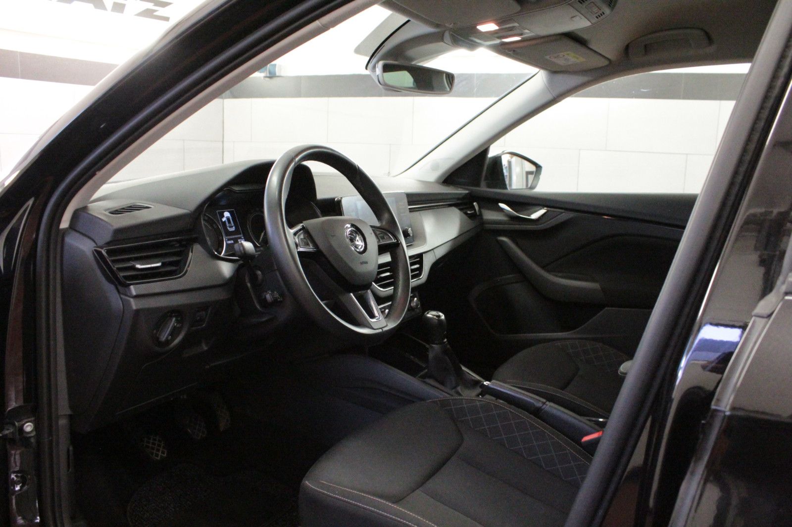 Fahrzeugabbildung SKODA Kamiq 1.0 TSI 85kW Ambition *Winterräder Alu*