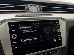 VW Passat Variant / MASSAGE/ ACC / GARANTIE / AHK /