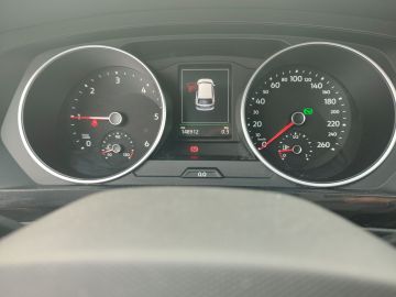 Volkswagen Tiguan - 10