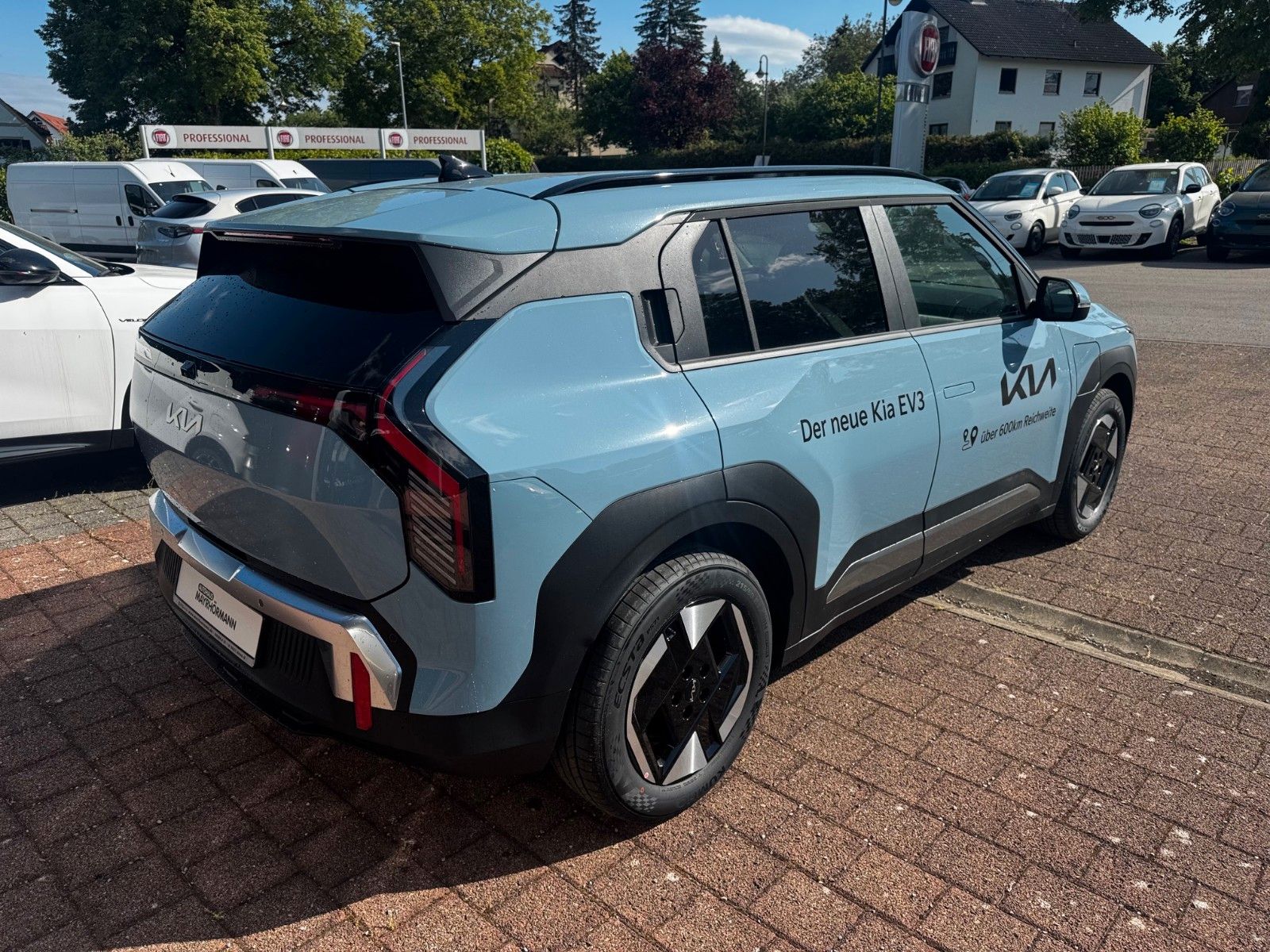 Fahrzeugabbildung Kia EV3 81.4 EARTH WIC BUS UPG