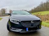 Opel Insignia 2.0 Diesel 125kW Exclusive Auto ST Pano - Opel Insignia: Exclusive