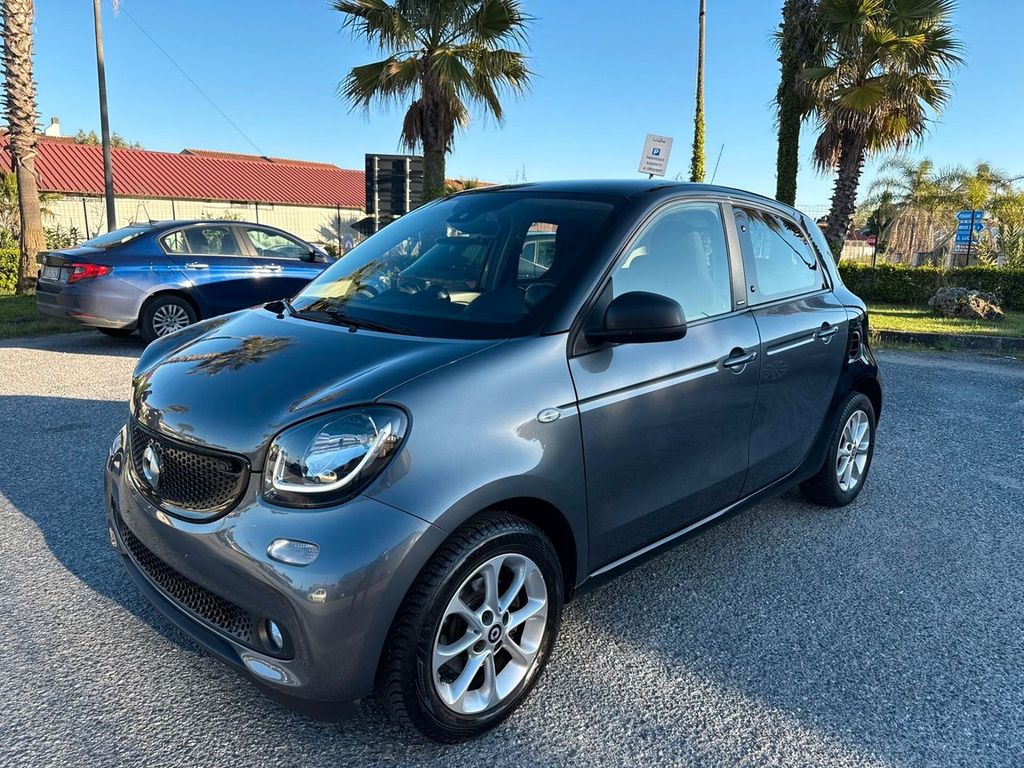 Image of Smart ForFour