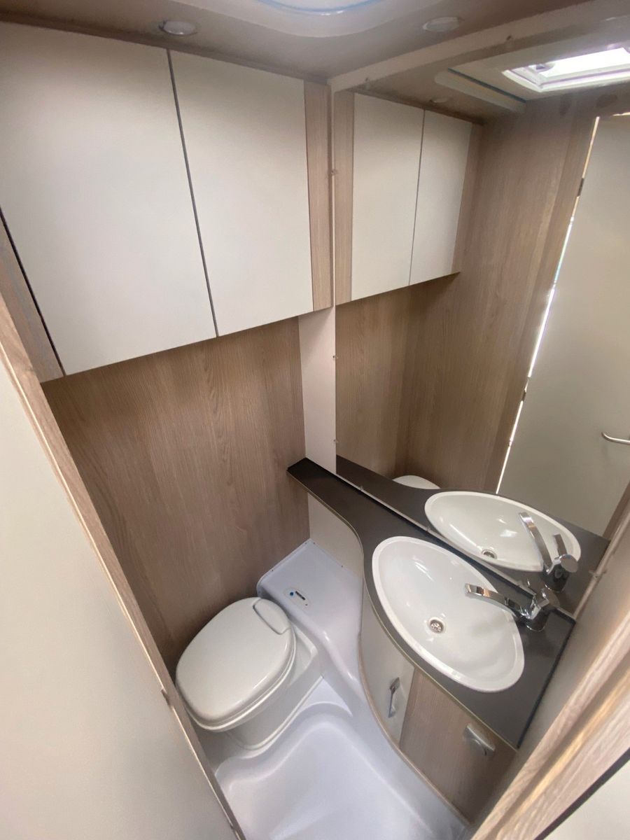 Fahrzeugabbildung Bürstner Premio Plus 510 TK *1.800kg*Paket2*Serviceklappe