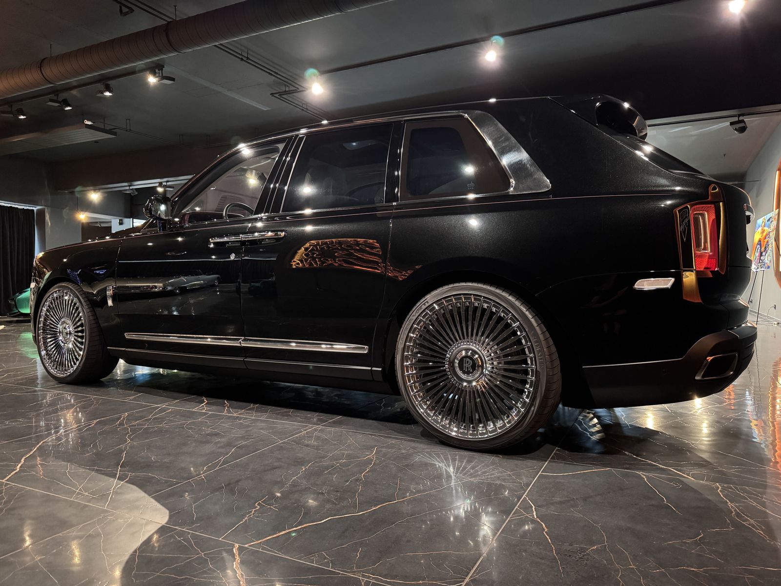 Rolls-Royce Cullinan 24Zoll*große Inspektion neu*tolle Optik foto 2